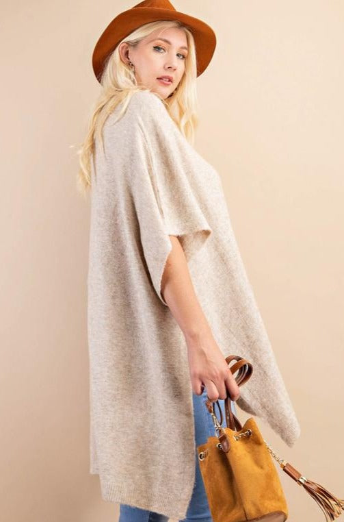Crewneck Oversized Poncho Curvy // FINAL SALE